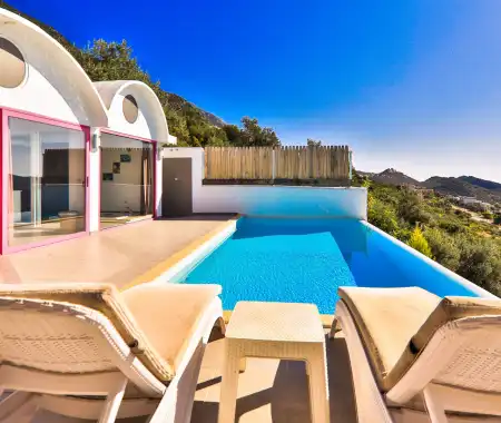 Villa Adora 2