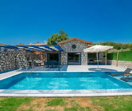 Villa Ata Uno|Antalya Kiralık Villa