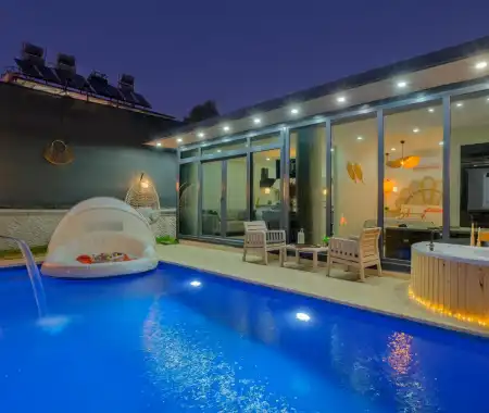 Villa Crystal