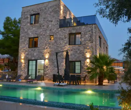 Villa Olive Branch
