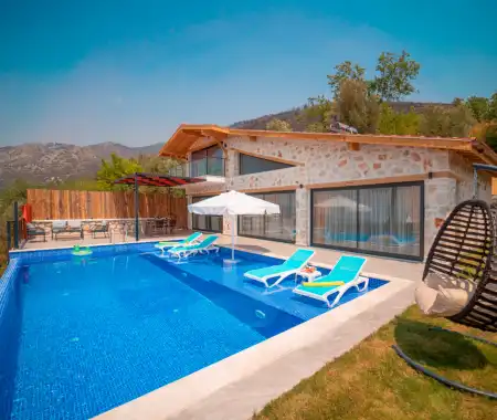 Villa Su | Kalkan Üzümlü Havuzlu Kiralık Villa