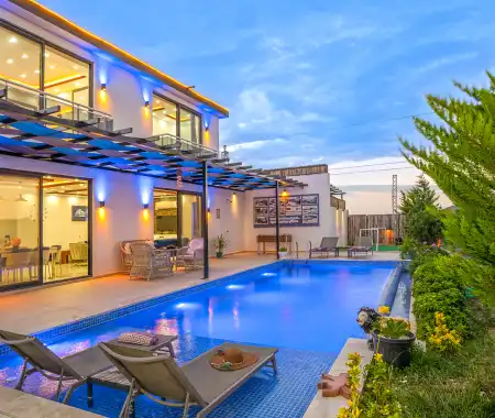 Villa Siren 2
