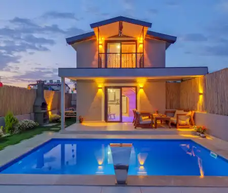 Villa Lidye | Fethiye Havuzlu Kiralık Villa