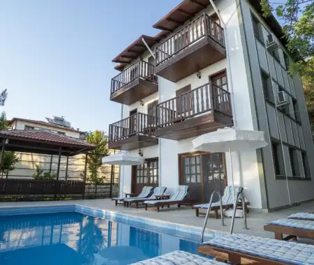 Villa Prada 2