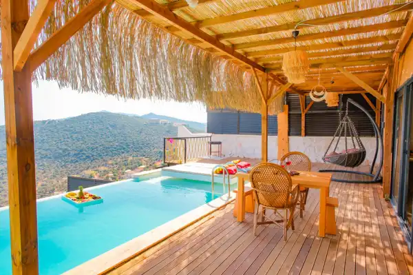 Villa Shmayaa House Hill