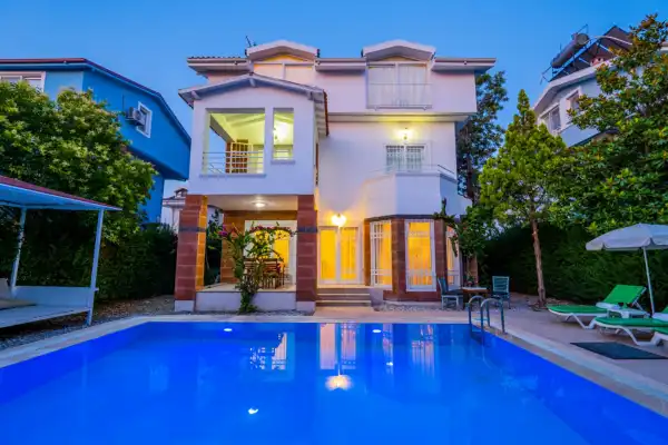 Villa White Diamond inf